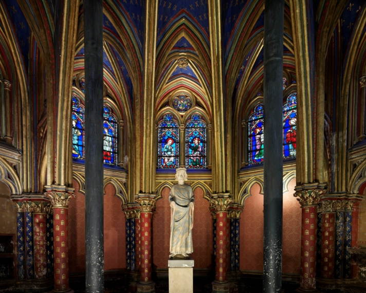 Sainteté de cour, les Capétiens et leur saintes femmes. main image 0